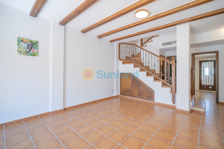 Resale - Bungalow - Algorfa