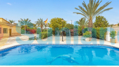 Resale - Villa - Albatera