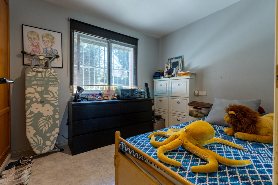 Вторичка - Bилла - Benijofar