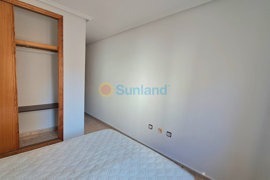 Resale - Apartment - Torrevieja - 