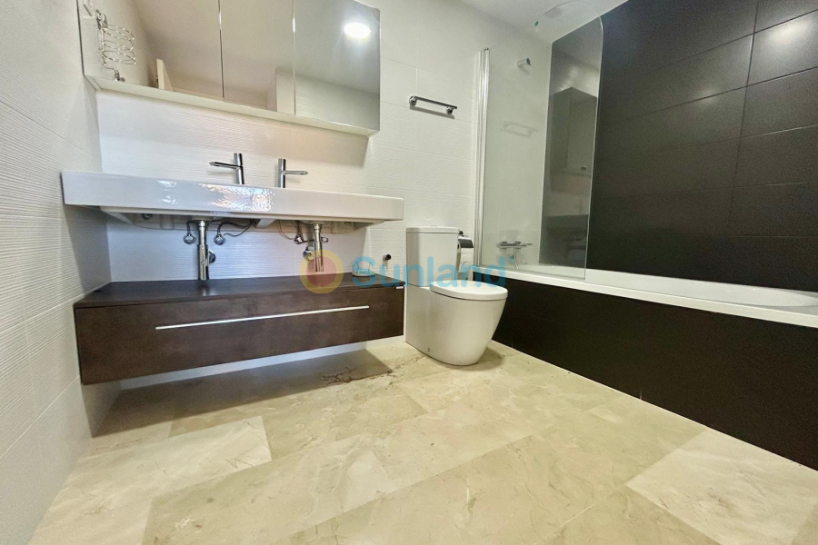 Resale - Apartment - Torrevieja - Punta Prima