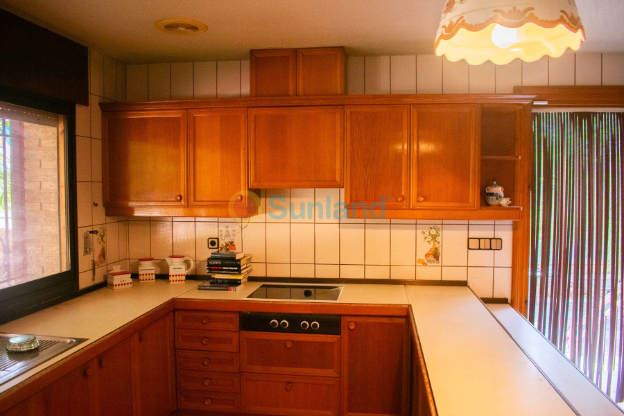 Segunda mano - Chalet - Llano de brujas