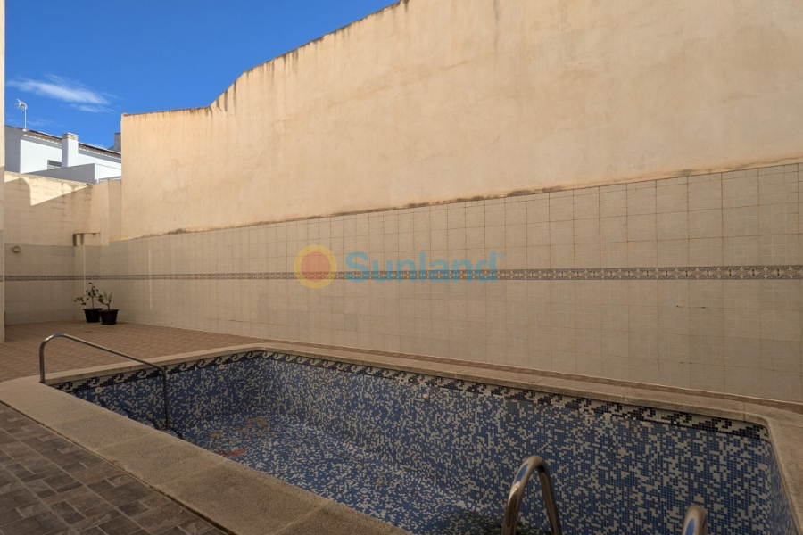 Resale - Apartment - San Miguel De Salinas