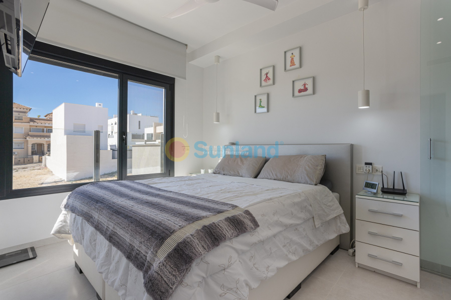 Resale - Town House - Orihuela Costa - Villamartin