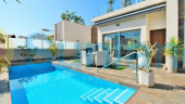 Resale - Villa - Villamartin