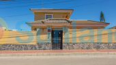 Resale - Villa - Torrevieja - Los Balcones