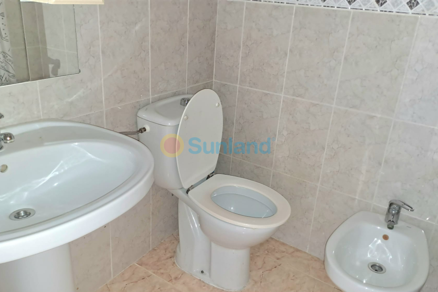 Segunda mano - Apartamento - Torrevieja - Centro