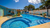 Resale - Villa - Torrevieja - Los Balcones