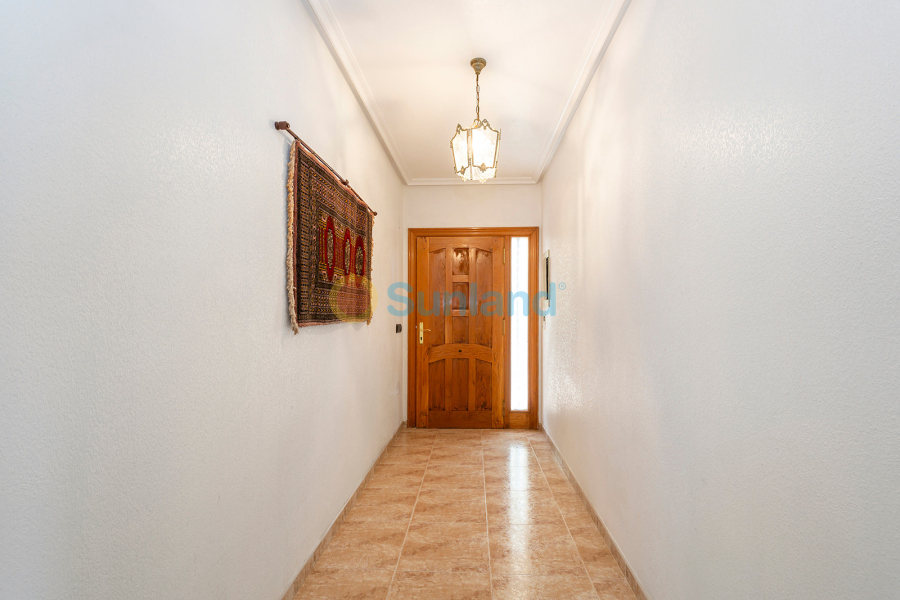Вторичка - Bилла - Orihuela Costa - Cabo Roig