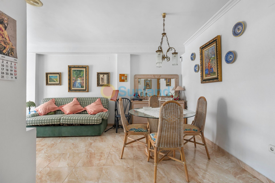 Använda fastigheter - Apartment - Flat - La Mata - Playa