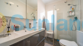 Resale - Casa de Pueblo - Torrevieja - Aguas Nuevas