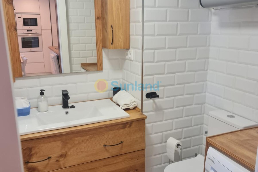 Resale - Apartment - Torrevieja - La Mata