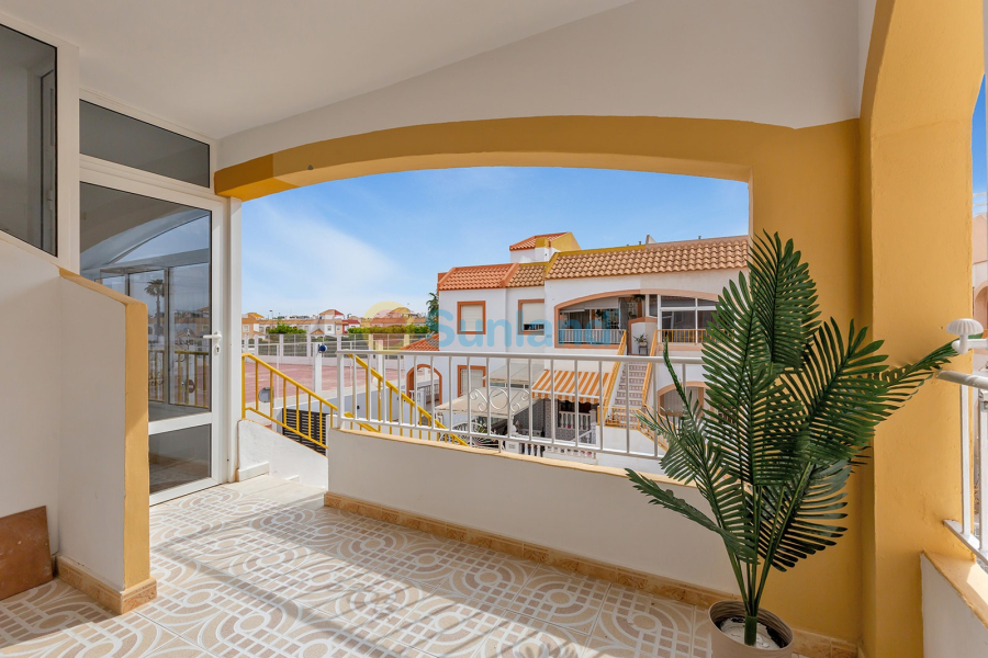 Resale - Townhouse - Torrevieja - 