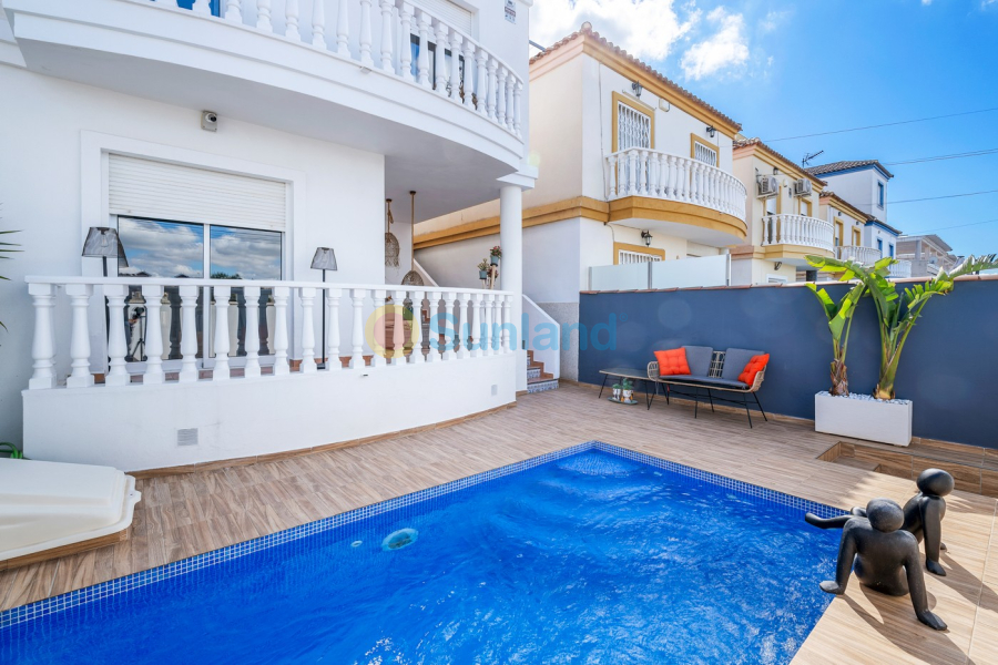 Verkauf - Haus - Orihuela Costa - Villamartin