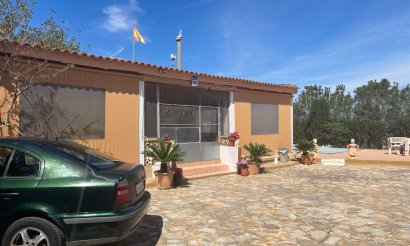 Resale - Villa - Guardamar del Segura - Valencian Community