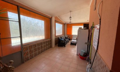 Resale - Villa - Guardamar del Segura - Valencian Community