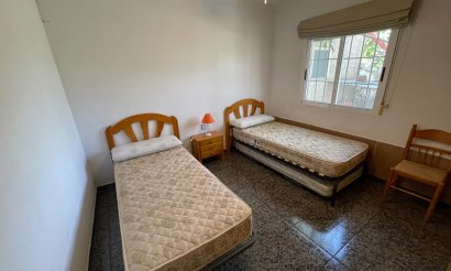 Resale - Villa - Guardamar del Segura - Valencian Community