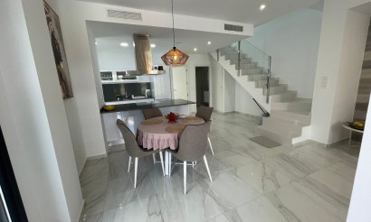 Resale - Villa - Benijofar