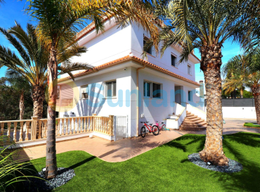 Haus - Verkauf - Orihuela Costa - Campoamor