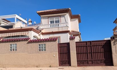 Вторичка - Таунхаус - San Fulgencio - Urbanizacion La Marina