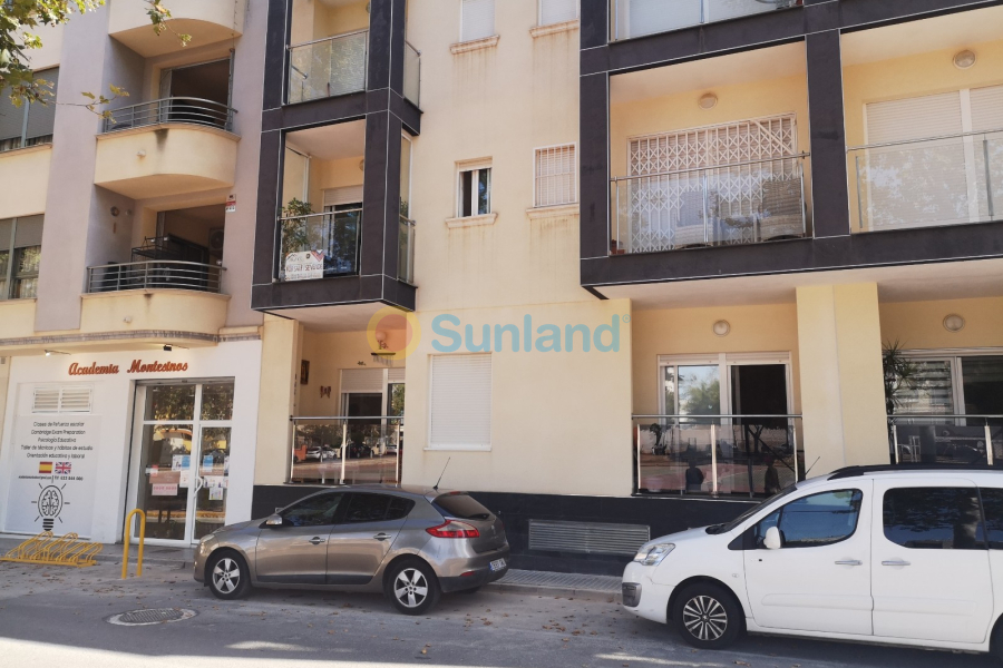 Resale - Apartment / flat - Los Montesinos