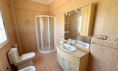 Segunda mano - Chalet - Crevillente - Alicante