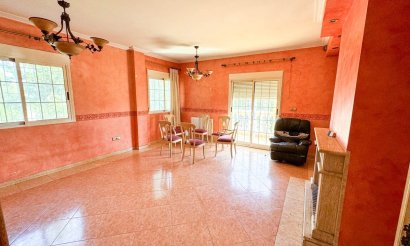 Segunda mano - Chalet - Crevillente - Alicante