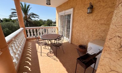 Segunda mano - Chalet - Crevillente - Alicante