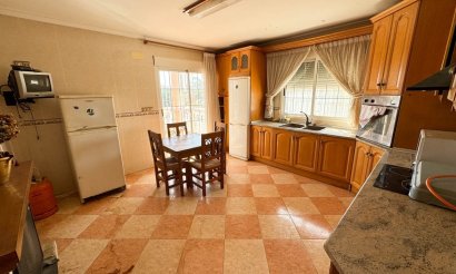 Segunda mano - Chalet - Crevillente - Alicante