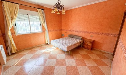 Segunda mano - Chalet - Crevillente - Alicante