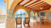 Resale - Villa - Albatera