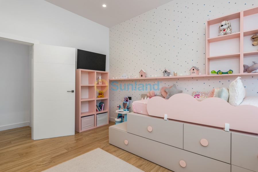 Resale - Villa - Elche/Elx