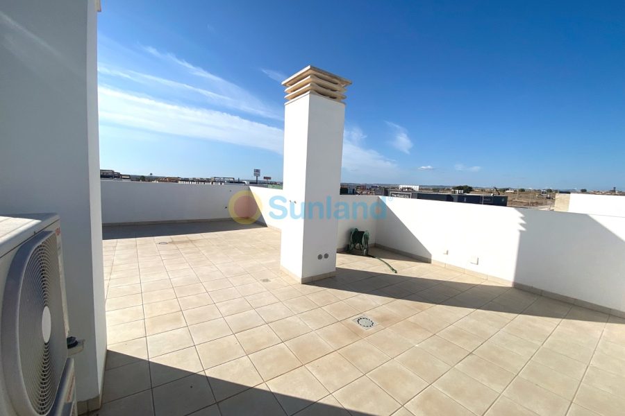 Använda fastigheter - Detached Villa - Ciudad Quesada - Doña Pepa