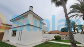 Resale - Villa - Orihuela Costa - 