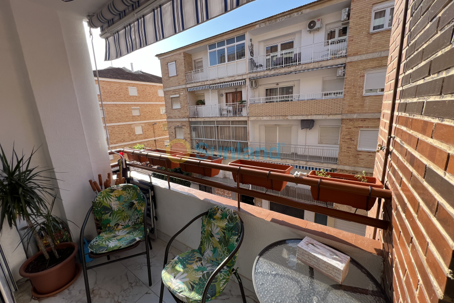 Resale - Apartamento - Torrevieja - Centro