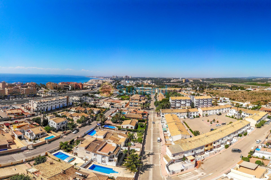 Verkauf - Apartment - Orihuela Costa - Campoamor