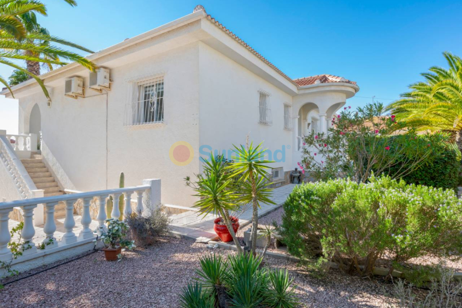 Resale - Villa - Ciudad Quesada