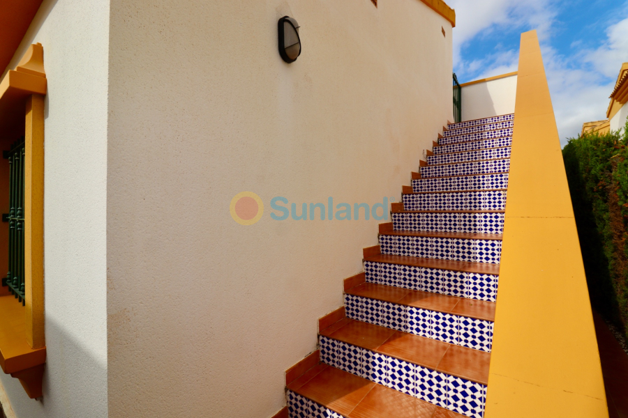 Segunda mano - Chalet - Guardamar del Segura - El Raso