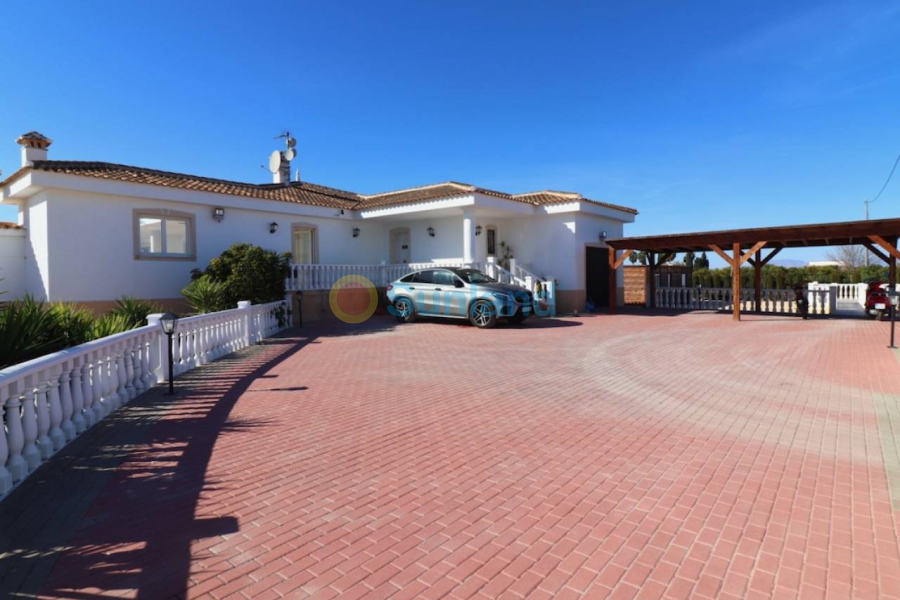 Resale - Villa - Rojales