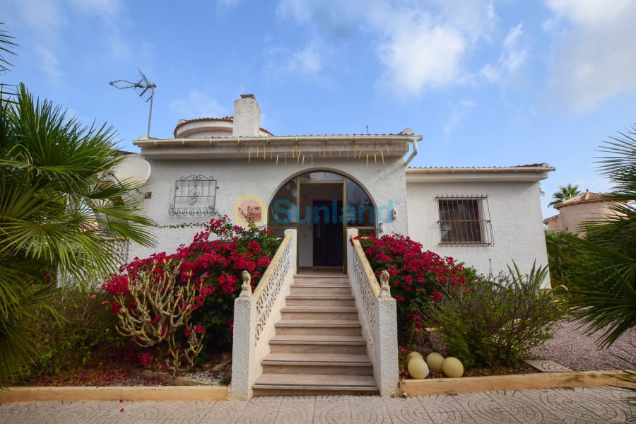 Använda fastigheter - Detached Villa - Ciudad Quesada - Central Quesada