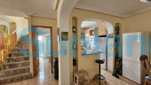 Resale - Villa - Orihuela Costa