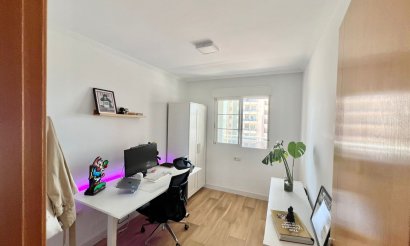 Resale - Apartment - Flat - Guardamar del Segura - Avenida del Puerto