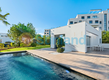 Villa - Resale - Las Colinas Golf Resort - Las Colinas golf