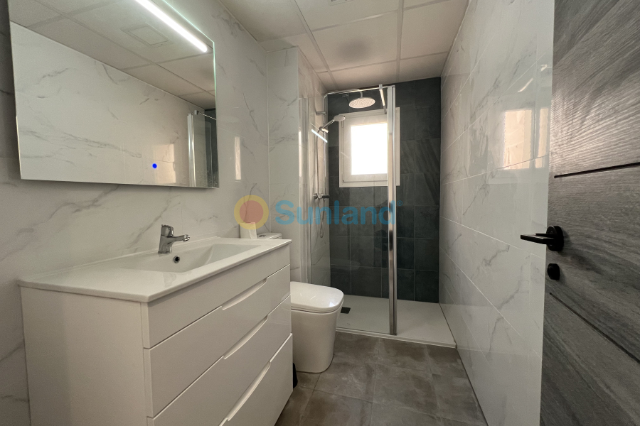 Använda fastigheter - Apartamento - Torrevieja - Centro