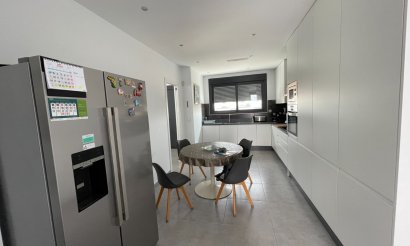 Använda fastigheter - Radhus - Dolores - Alicante