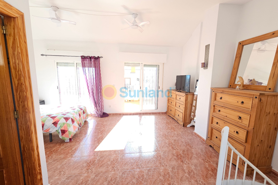 Resale - Apartment - La Zenia - Amapolas