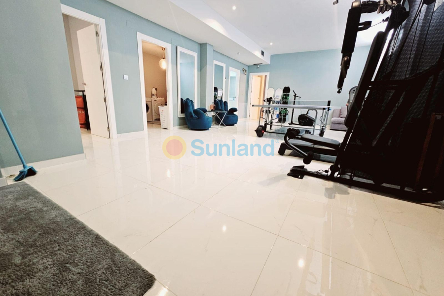 Använda fastigheter - Villa - Orihuela Costa - Villamartin