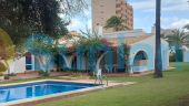 Resale - Villa - La Manga del Mar Menor - 