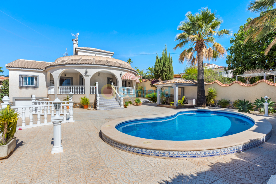 Resale - Villa - Ciudad Quesada - Rojales