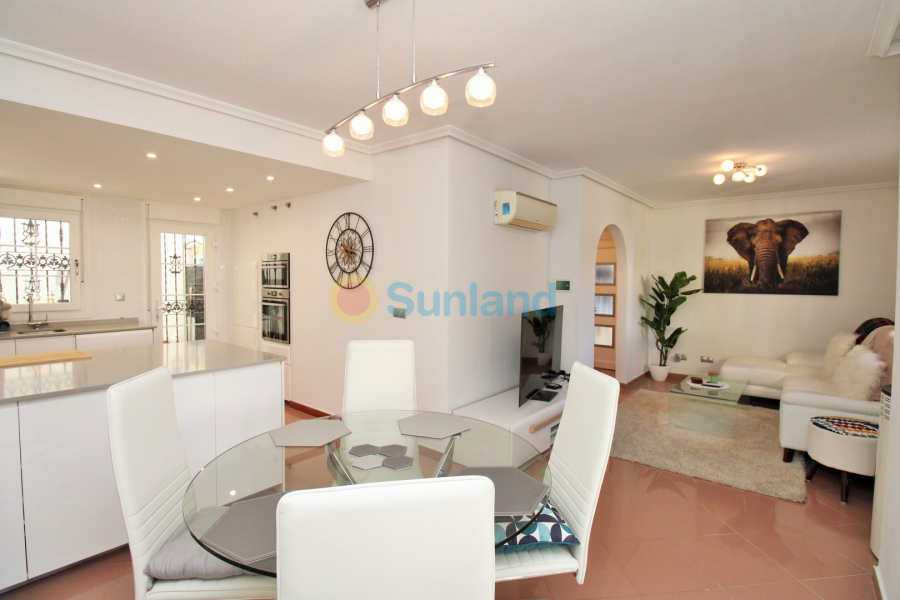 Brukte eiendommer - Villa - Villamartin - Los Dolses